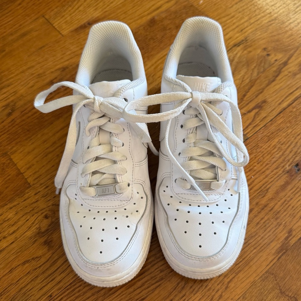 Nike Women’s Air Force 1 White Sneakers